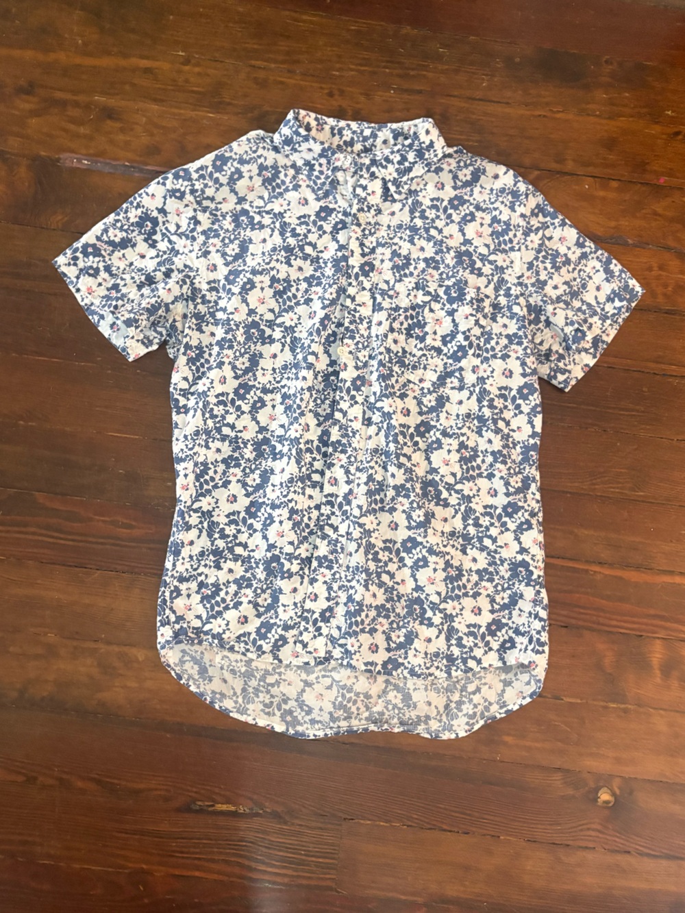 Baldwin blue white floral button down collared shirt size M
